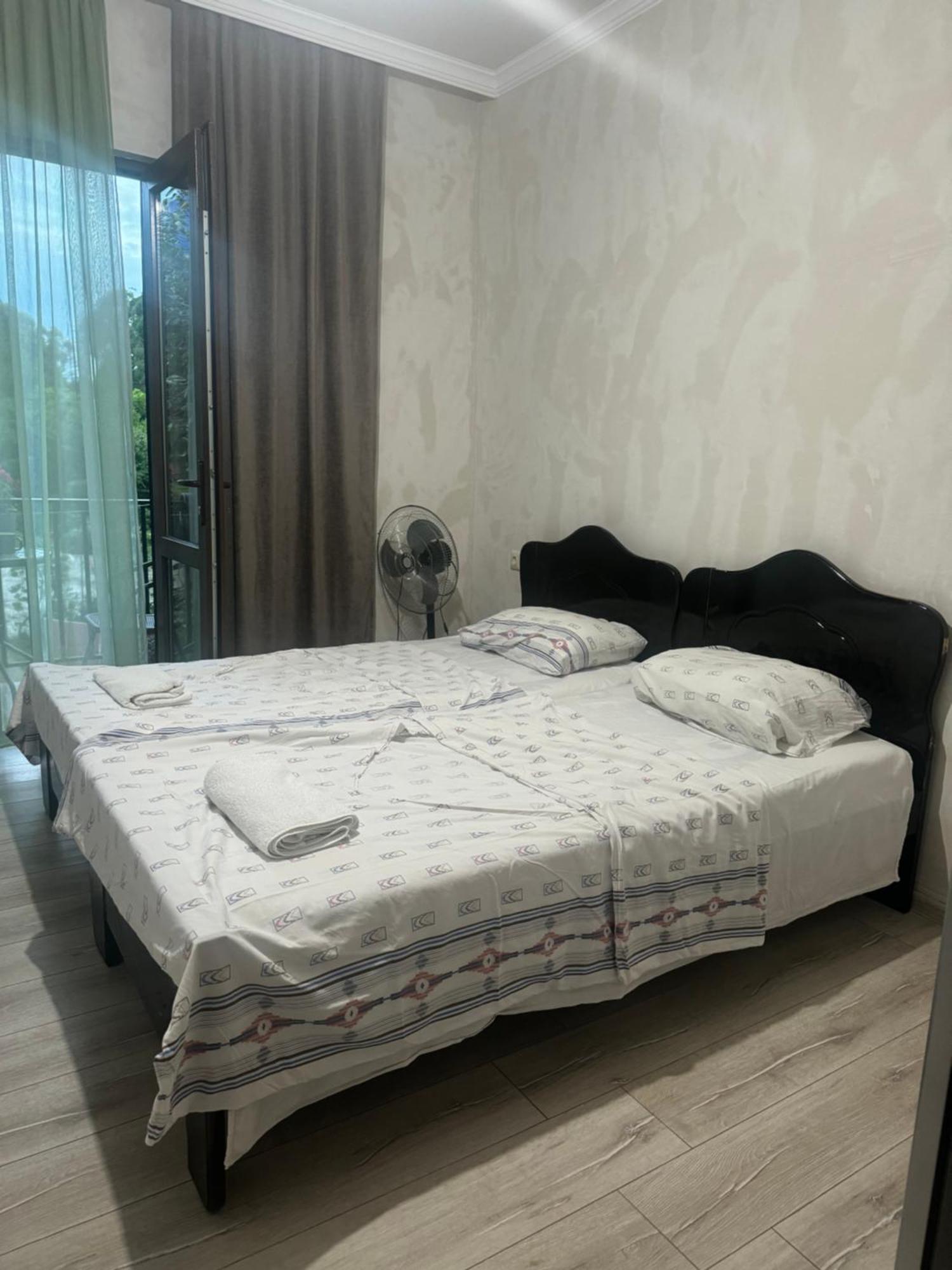 Family Hotel Our House Tsikhisdziri Εξωτερικό φωτογραφία